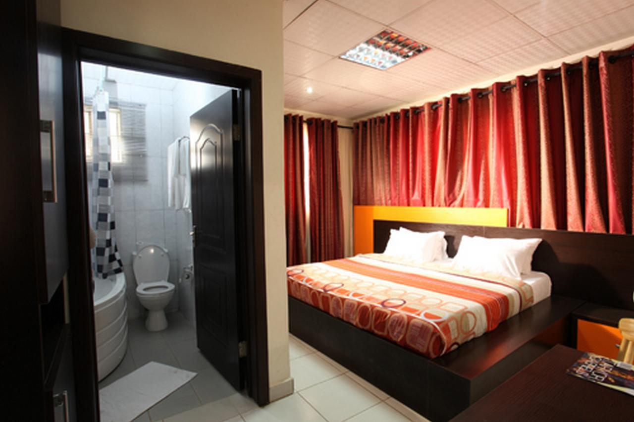 Prince Of Anthony 1960 Hotel Lagos Extérieur photo