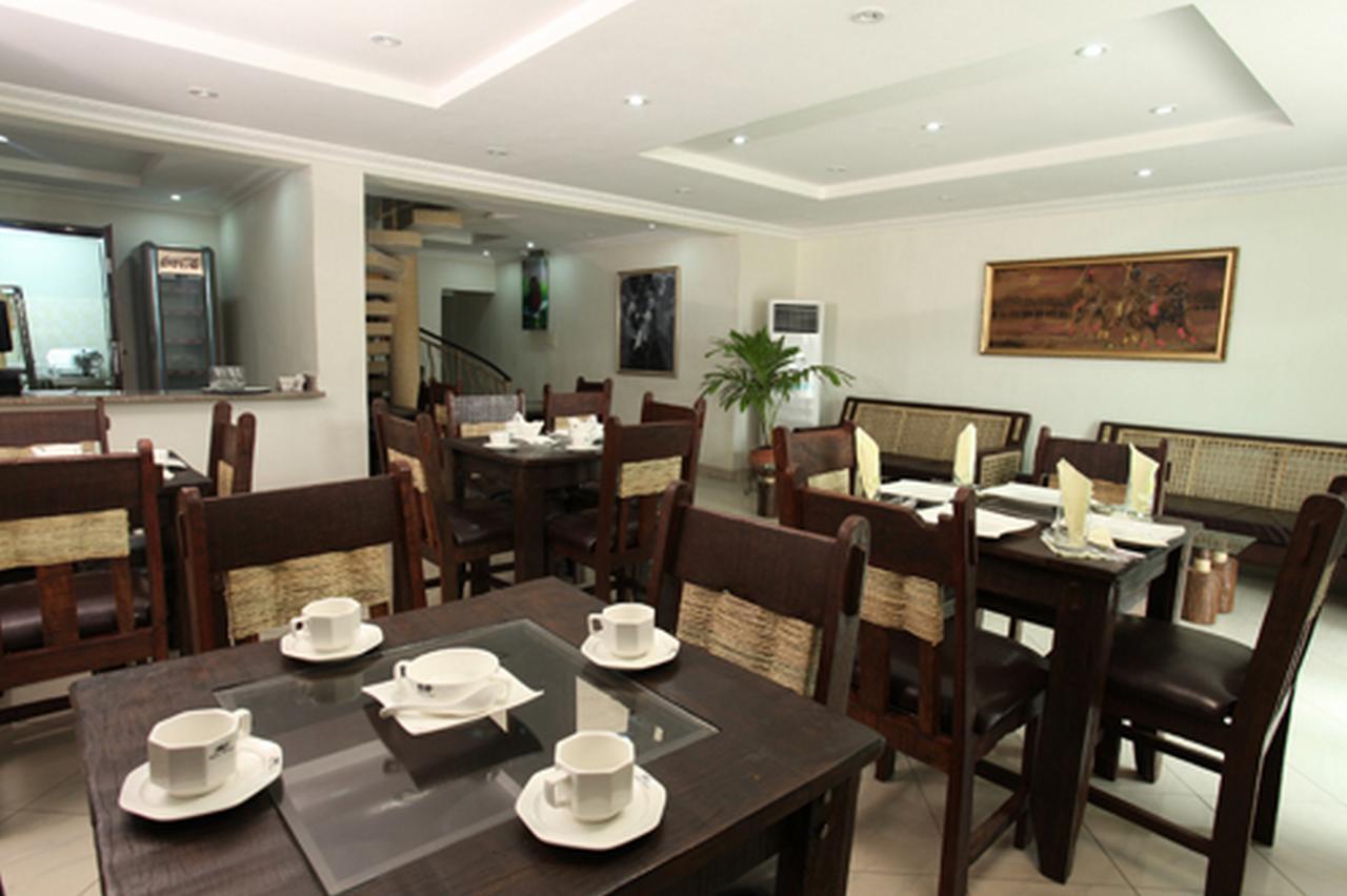 Prince Of Anthony 1960 Hotel Lagos Extérieur photo