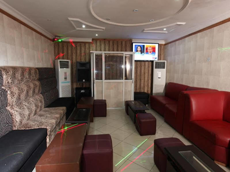 Prince Of Anthony 1960 Hotel Lagos Extérieur photo